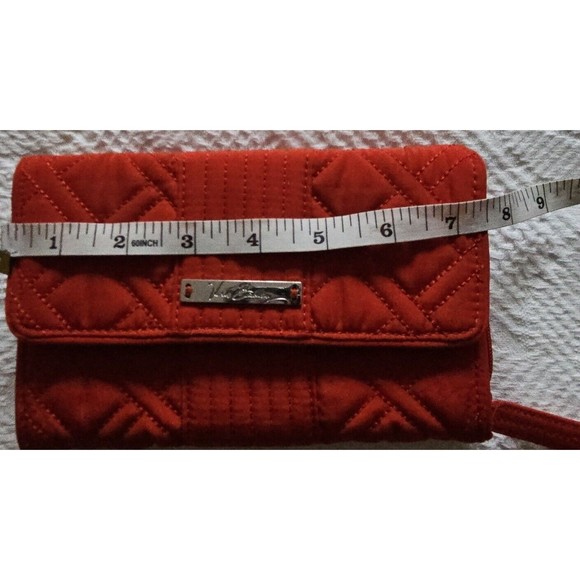 Vera Bradley Red Quilted Zip Around Wallet Credit Card/ Change Pocket. EUC - Picture 8 of 9
